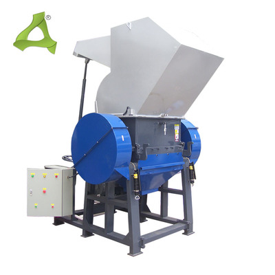 900x700 Strong Crusher