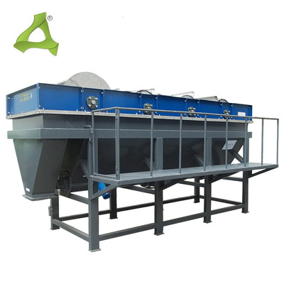 Square shaped floating material cleaning and sorting machine